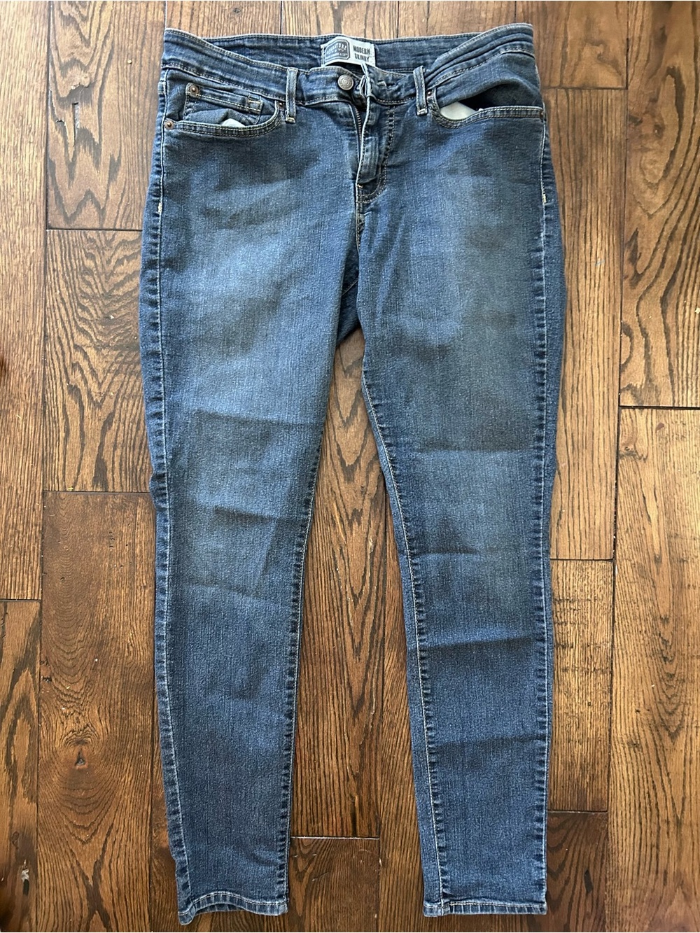 Signature by Levi Strauss Women's Dark Blue Skinny Jeans